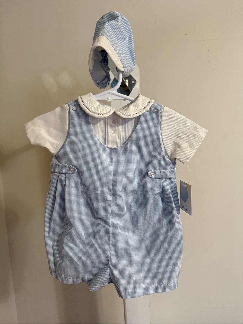NWT Petit Ami Newborn Romper & Hat